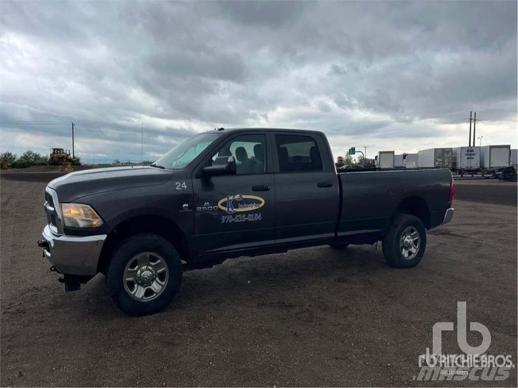 RAM 2500 ピックアップ／ドロップサイド