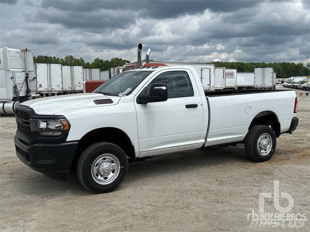 RAM 2500 ピックアップ／ドロップサイド