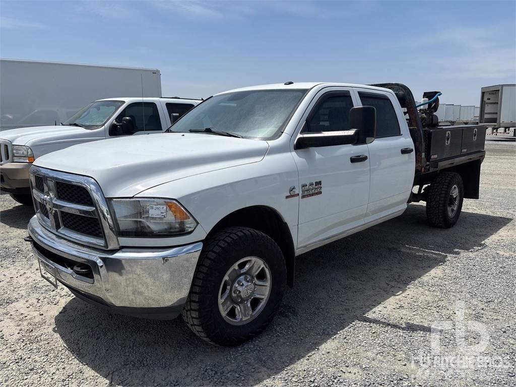 RAM 3500 平ボディー