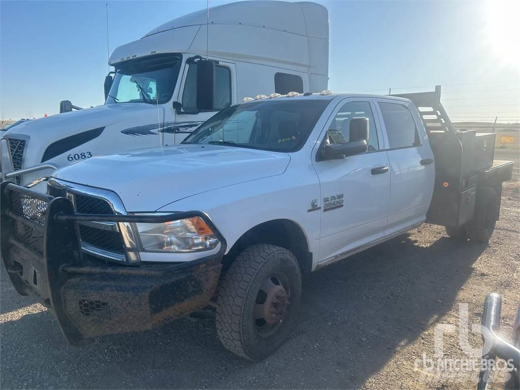 RAM 3500 平ボディー
