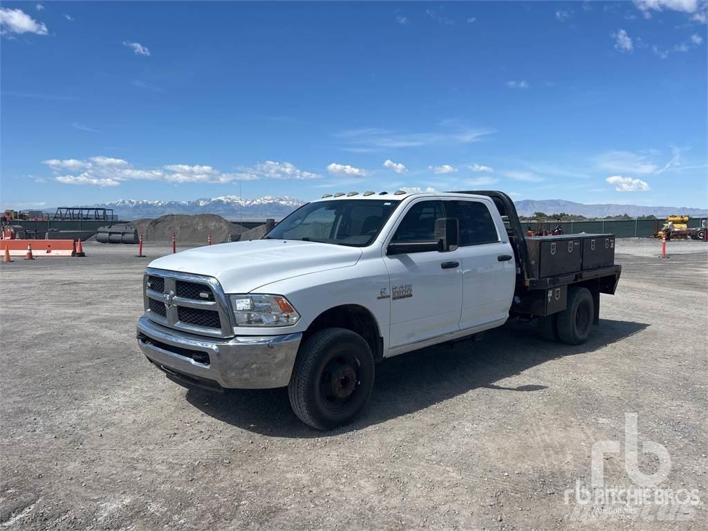 RAM 3500HD 平ボディー