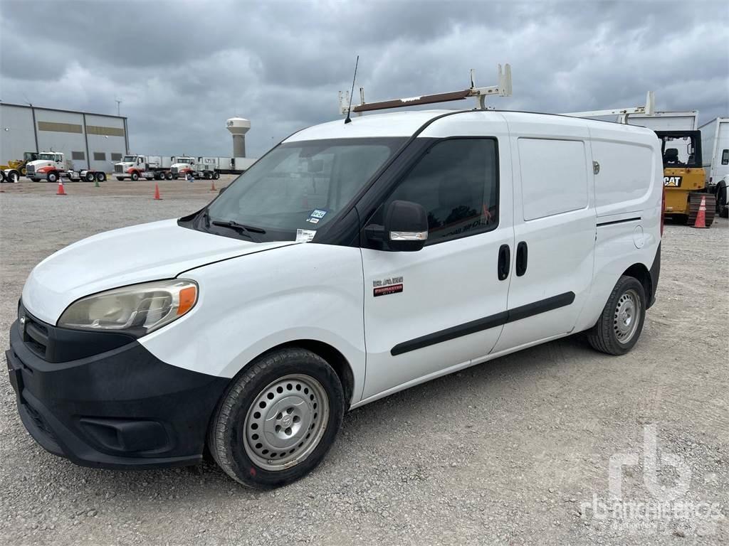RAM PROMASTER 冷凍冷蔵車