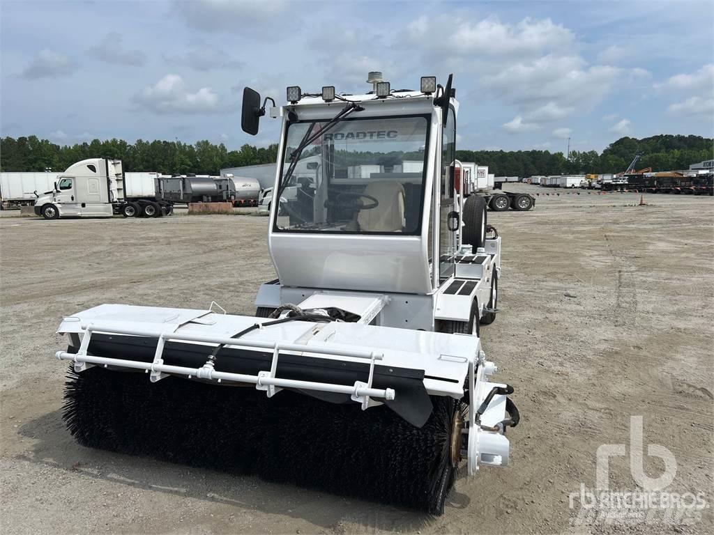 Roadtec FB-100E 屋内用スイーパー