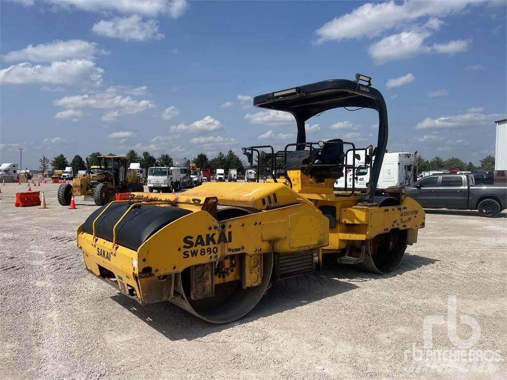 Sakai SW880 タンデムローラ