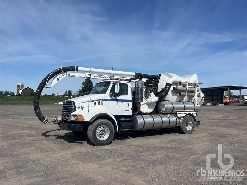 Sterling L8500 コンバイン／バキュームトラック