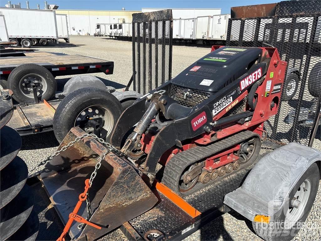 Toro TX427 スキッドステアローダー