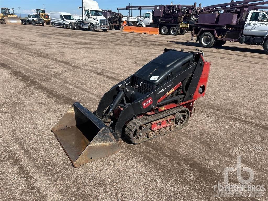 Toro TX427 スキッドステアローダー