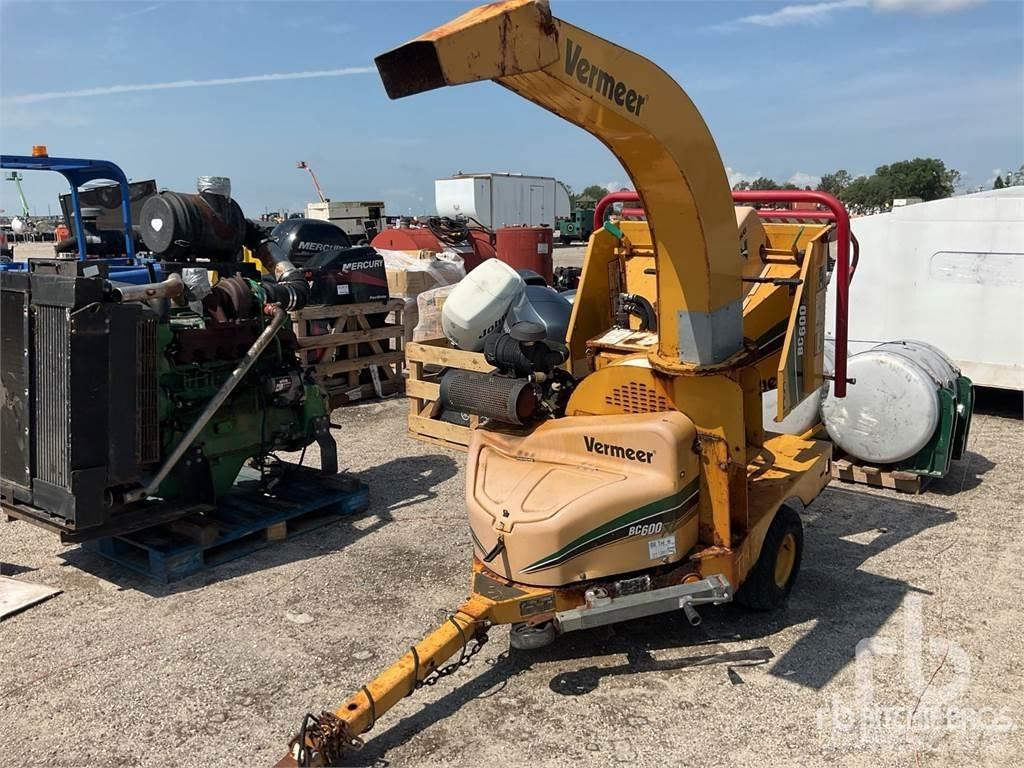Vermeer BC600XL ウッドチッパー