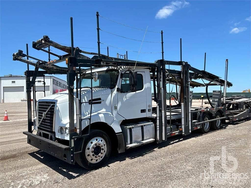 Volvo VAH200 車両運搬車、キャリアカー