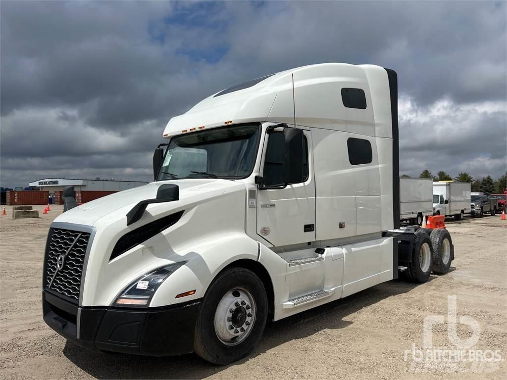 Volvo VNL760 中古トラクターヘッド | トレーラーヘッド