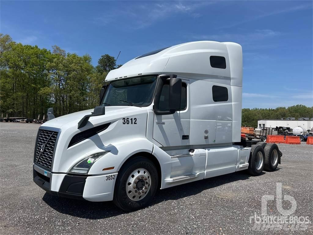 Volvo VNL760 中古トラクターヘッド | トレーラーヘッド