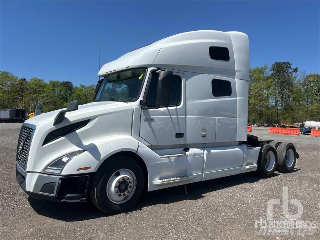 Volvo VNL760 中古トラクターヘッド | トレーラーヘッド