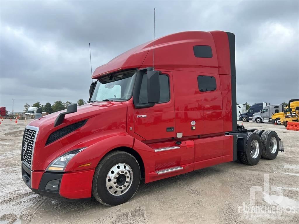 Volvo VNL760 中古トラクターヘッド | トレーラーヘッド