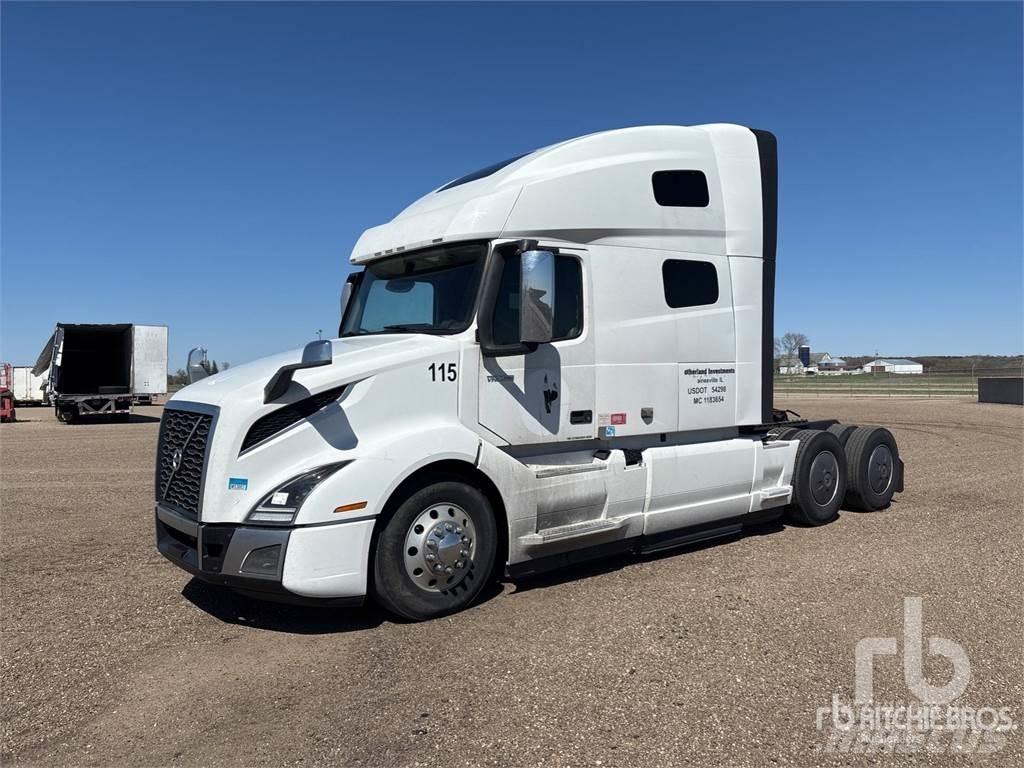 Volvo VNL760 中古トラクターヘッド | トレーラーヘッド