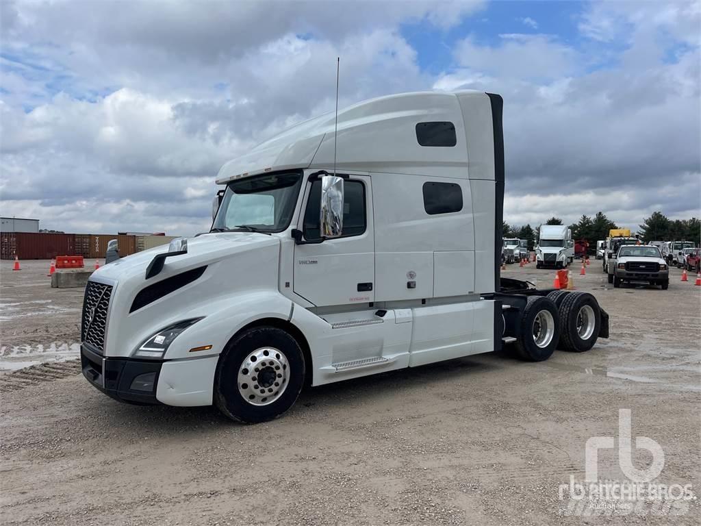 Volvo VNL760 中古トラクターヘッド | トレーラーヘッド