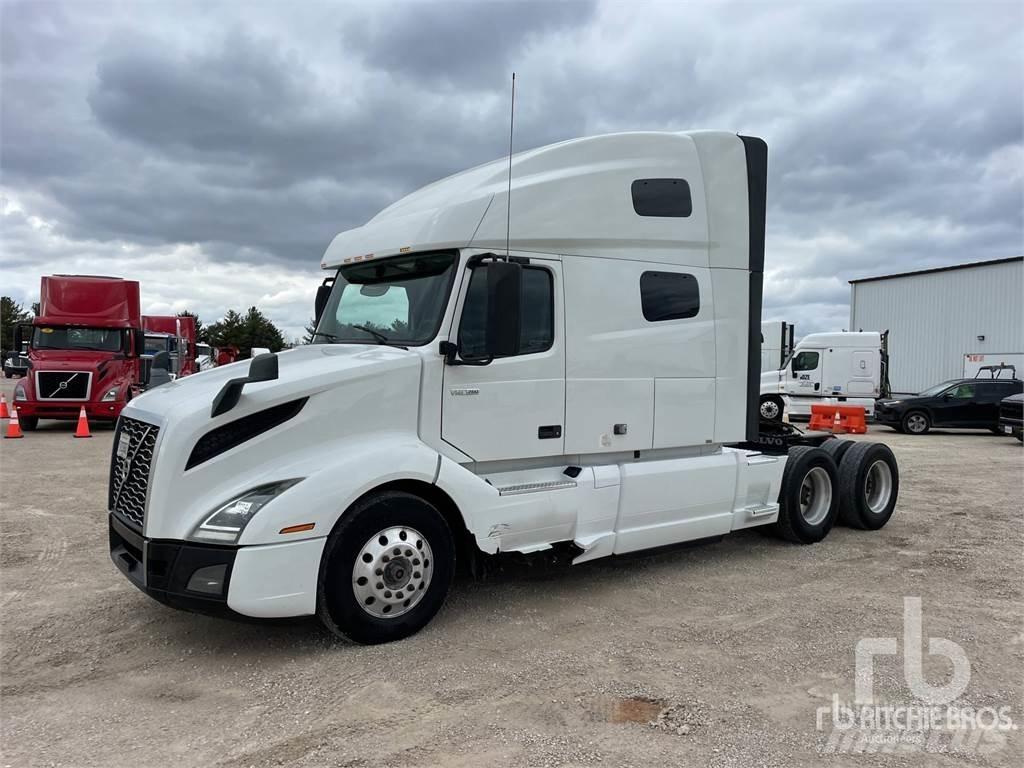 Volvo VNL760 中古トラクターヘッド | トレーラーヘッド
