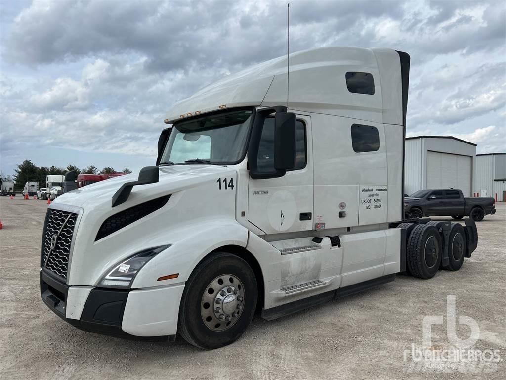 Volvo VNL760 中古トラクターヘッド | トレーラーヘッド