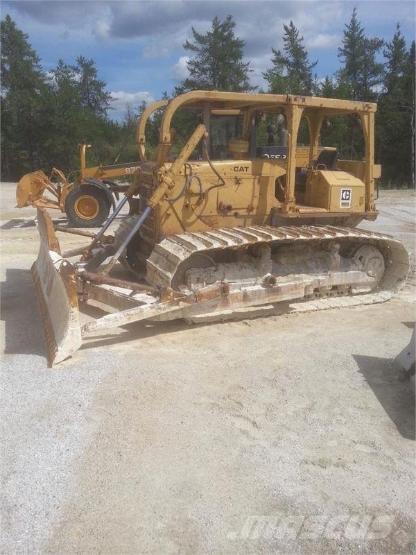 CAT D6D LGP ブルドーザー