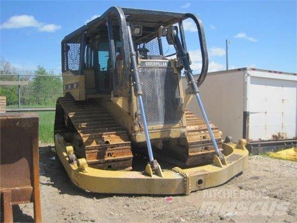 CAT D7H LGP ブルドーザー
