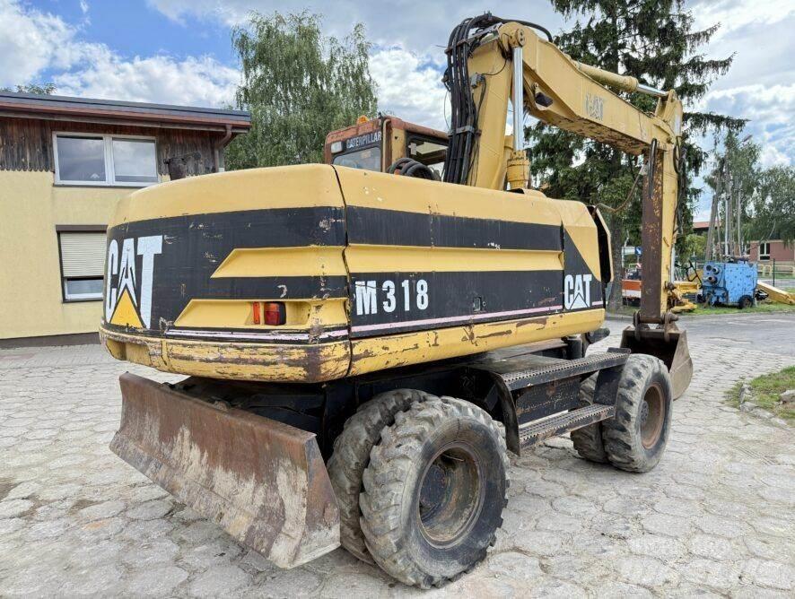 CAT M318 ホイール式油圧ショベル（パワーショベル・ユンボ・バックホー）