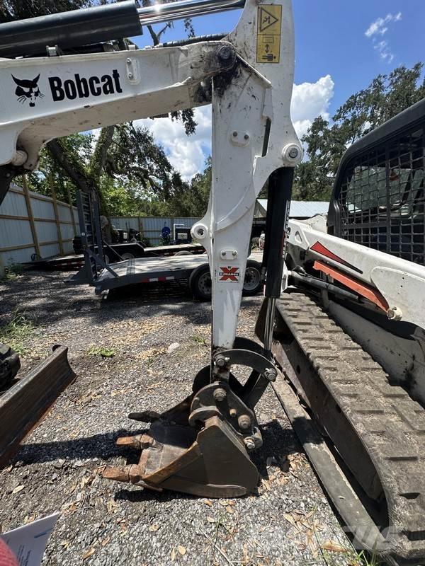 Bobcat E26 中型油圧ショベル 7ｔ-12ｔ（ユンボ・パワーショベル・バックホー）
