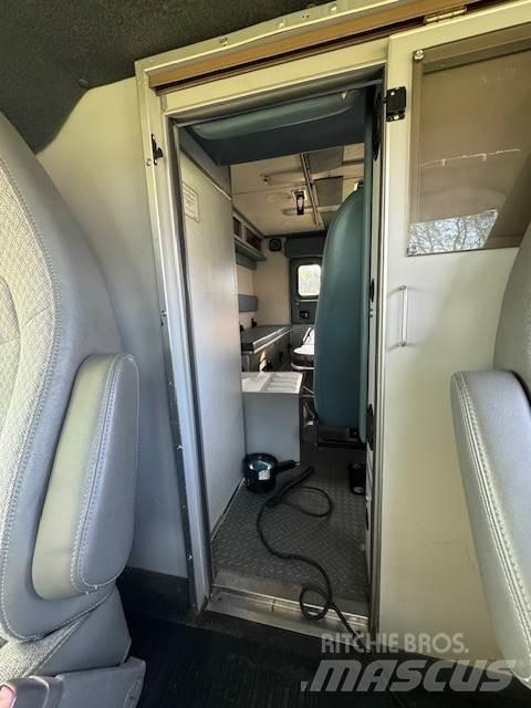 Chevrolet G3500 その他トラック