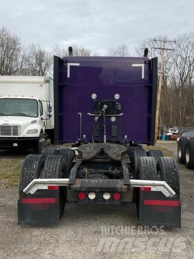 Kenworth T880 中古トラクターヘッド | トレーラーヘッド