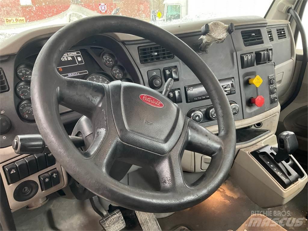 Peterbilt 579 中古トラクターヘッド | トレーラーヘッド