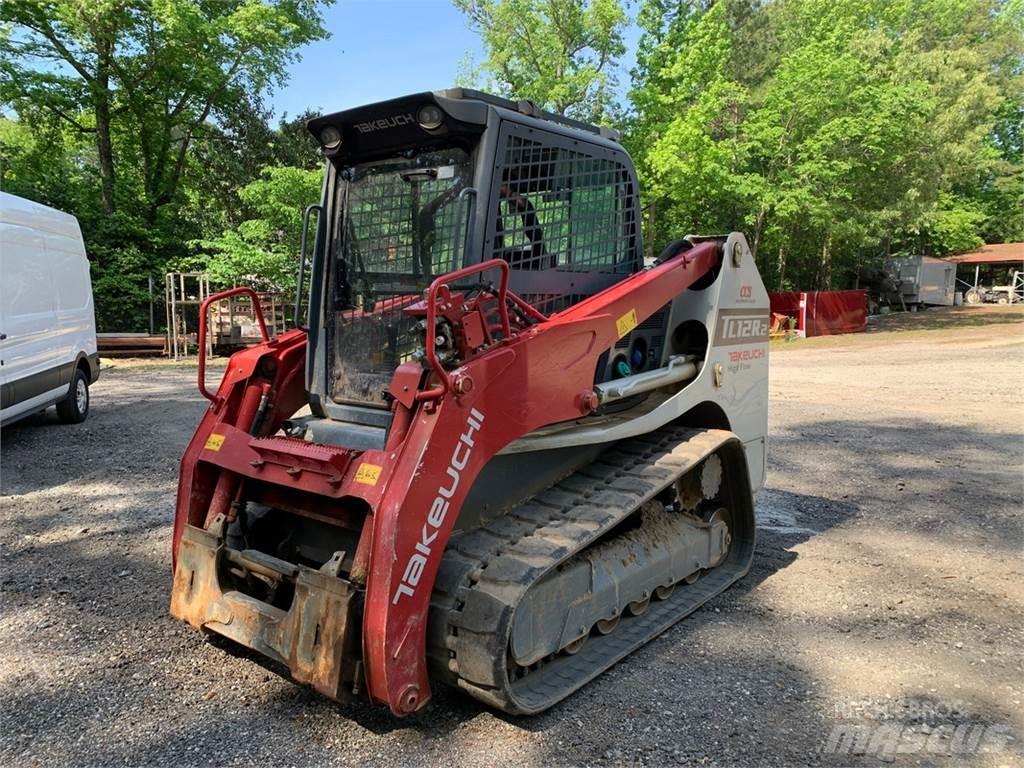 Takeuchi TL12R クローラーローダー