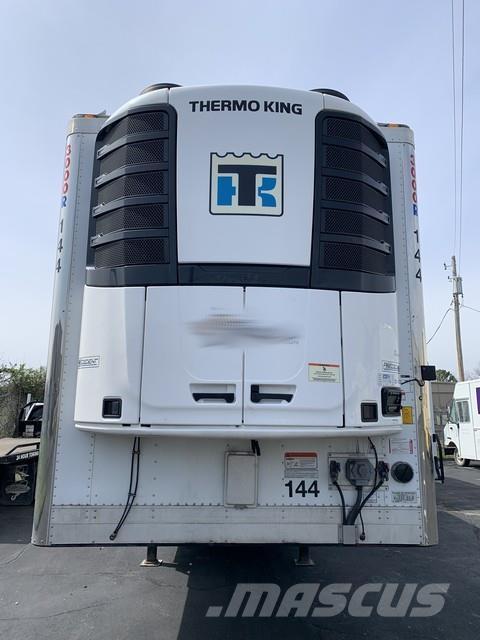 Utility VS2RA 車両運搬用トレーラー