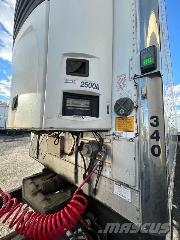 Utility VS2RA 車両運搬用トレーラー