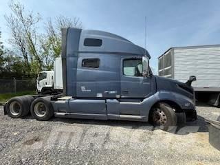 Volvo T760 中古トラクターヘッド | トレーラーヘッド