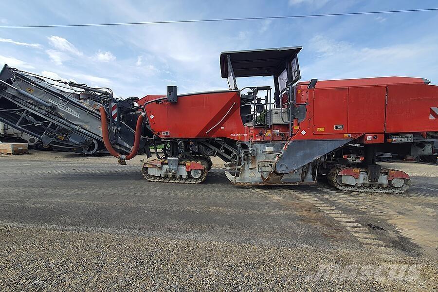 Wirtgen W 250 アスファルトコールドミリングマシーン