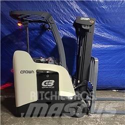 Crown RC5535-30 バッテリーフォークリフト