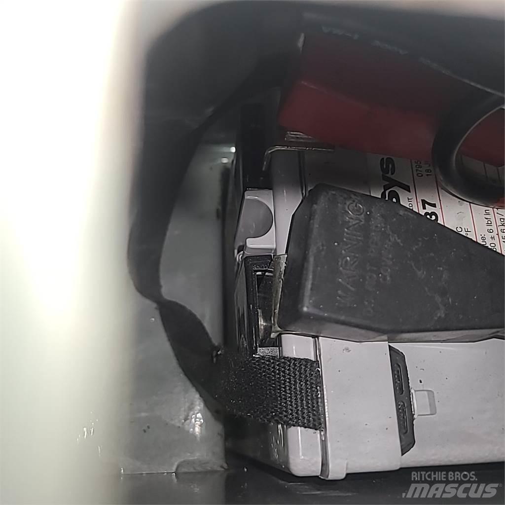 Raymond 102T-F45L ハンドパレットトラック