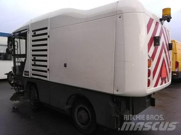 Ravo 530 CD 路面清掃機