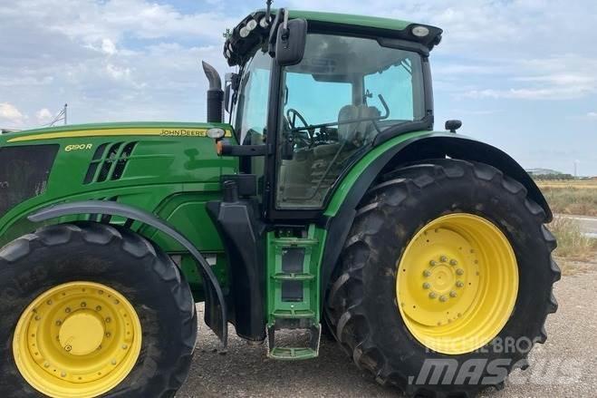 John Deere 6190 R トラクター