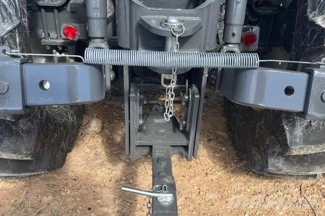Valtra F105S トラクター