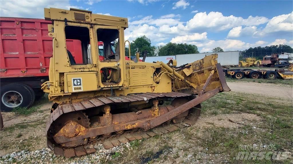 CAT D5B ブルドーザー