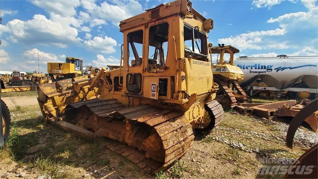 CAT D5B ブルドーザー