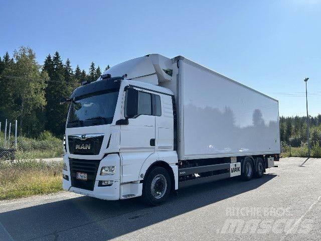 MAN TGX 26.510 キャブ付きシャーシ