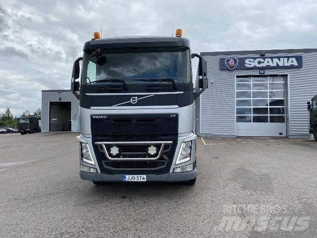 Volvo FH 13 6x4 中古トラクターヘッド | トレーラーヘッド