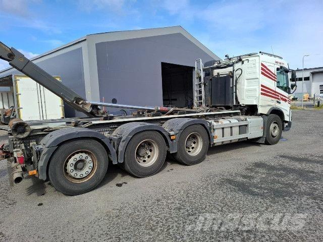 Volvo FMX 8X4*4 ダンプ