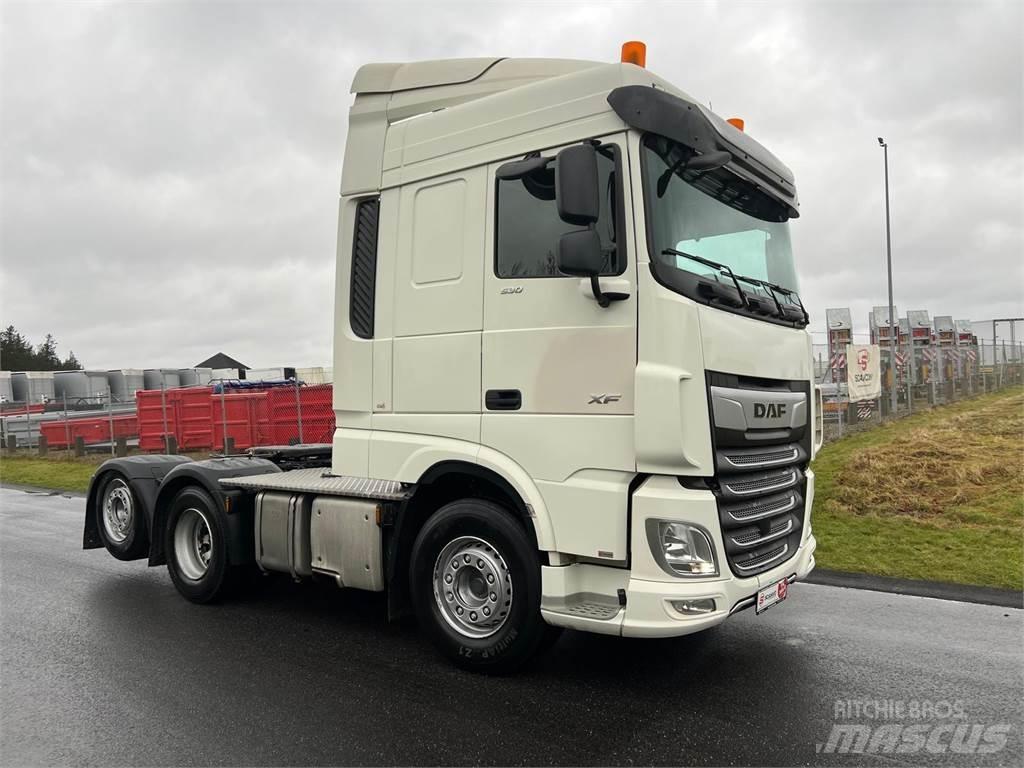DAF XF 530 6x2 FTR 中古トラクターヘッド | トレーラーヘッド