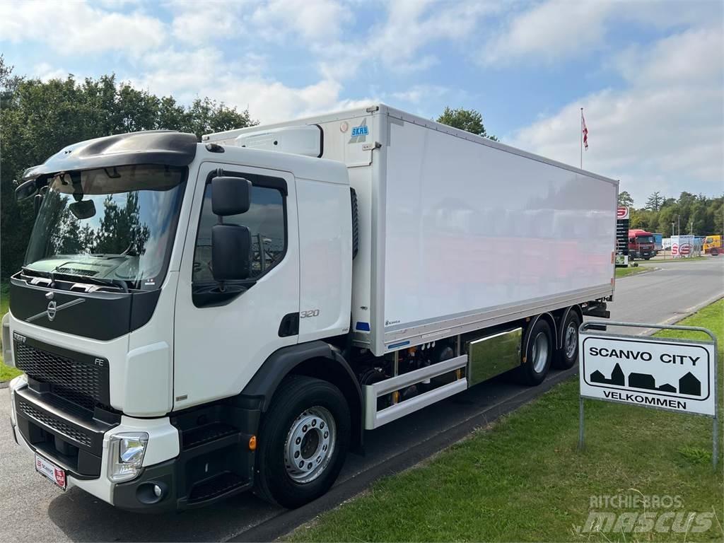 Volvo FE320 6x2*4 ボックスボディー、ウイング、箱車
