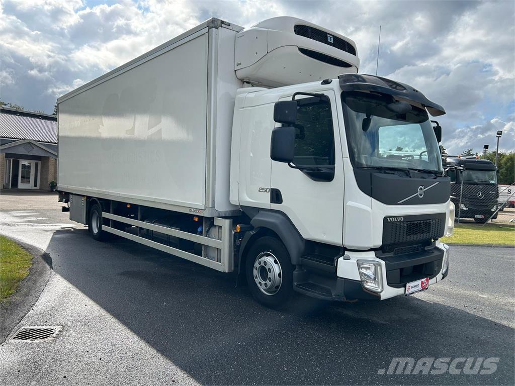 Volvo FL 250 16 ton 冷凍冷蔵車