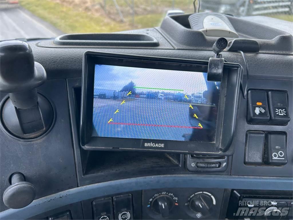 Volvo FM400 8x4 ケーブルリフト着脱式トラック