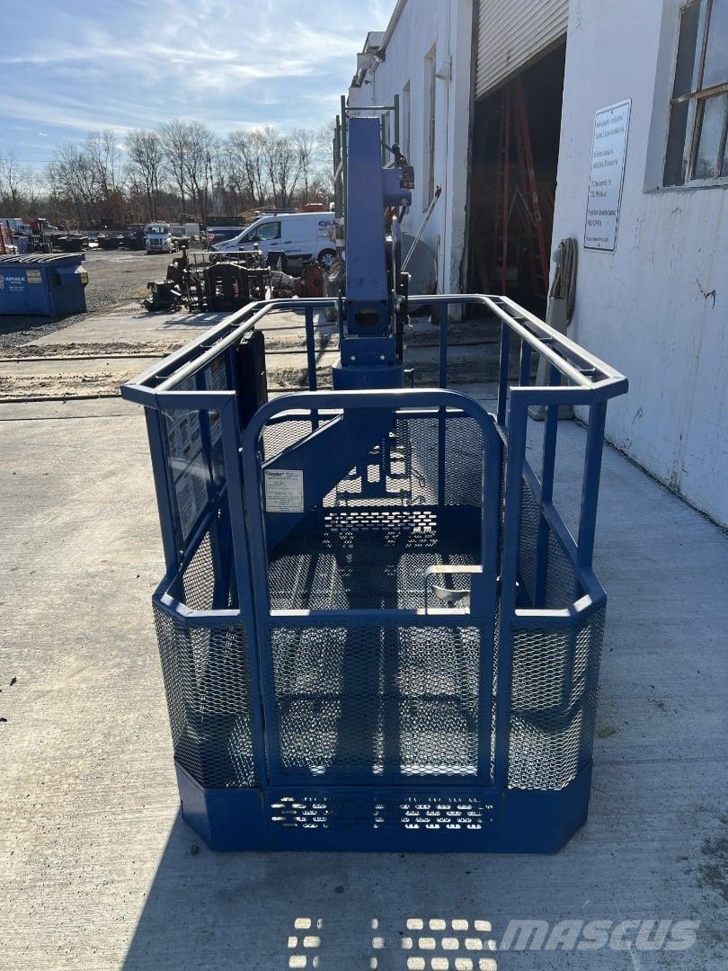 Manitex  クレーン部品と設備