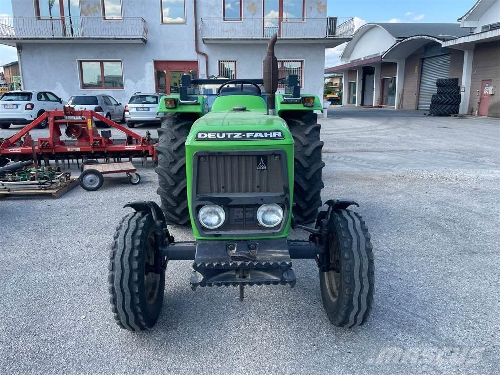 Deutz-Fahr D 45 07 トラクター
