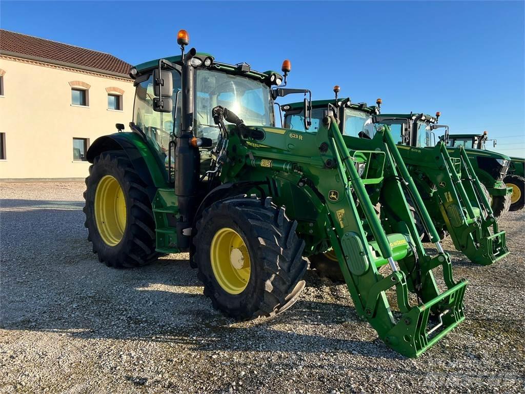 John Deere 6110 R トラクター